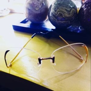 "Phenomenal Woman" Sunnies